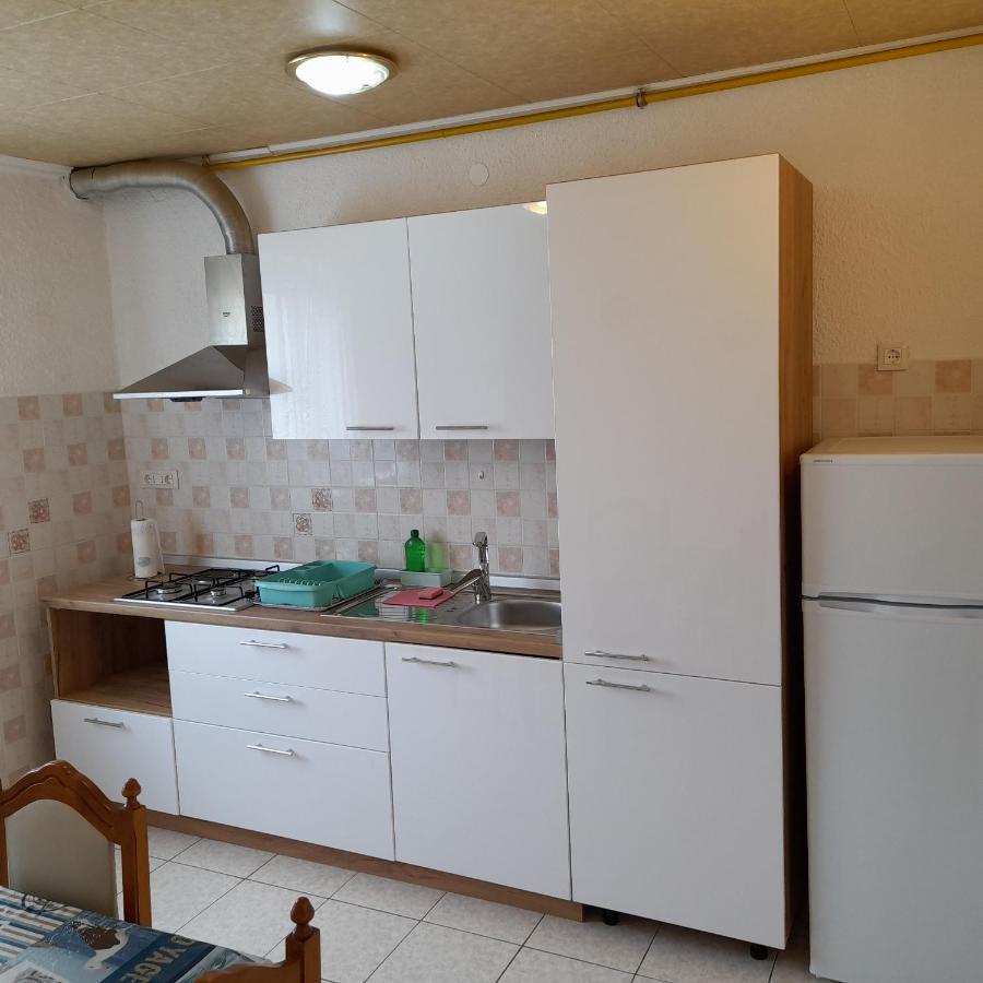 Ankaran Sobe Mara Apartment Luaran gambar
